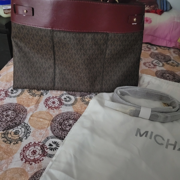 MICHAEL Michael Kors Gramercy Large Logo Satchel - Picture 2 of 7